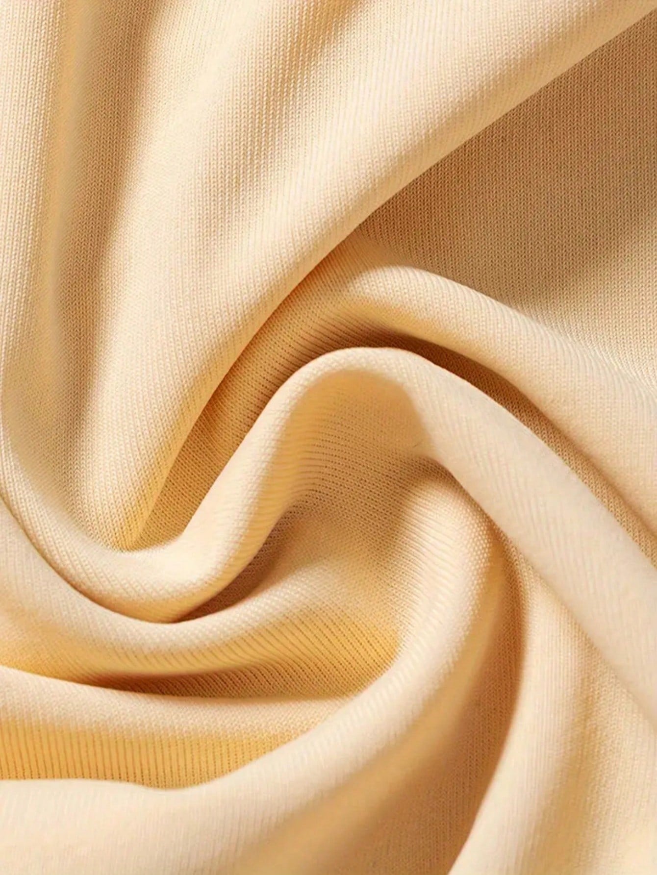 شورت مقاوم للاتصاق و الرياح
